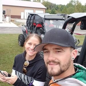 Meet your Posher, Dustin